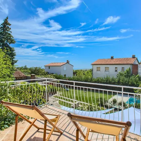Holiday home 5 Bedroom Lovely In *